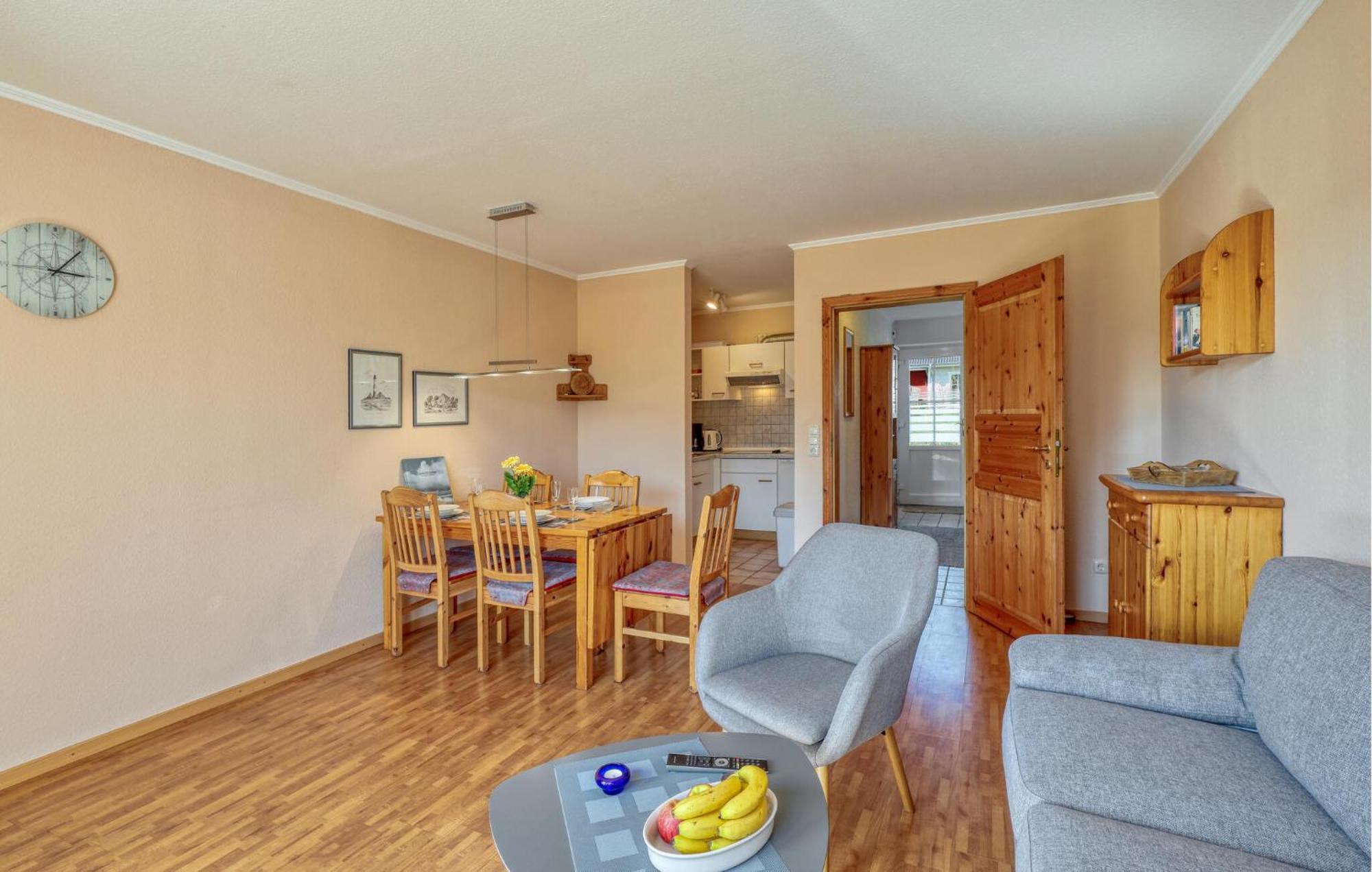Nice Home In Toenning With Kitchen Kültér fotó